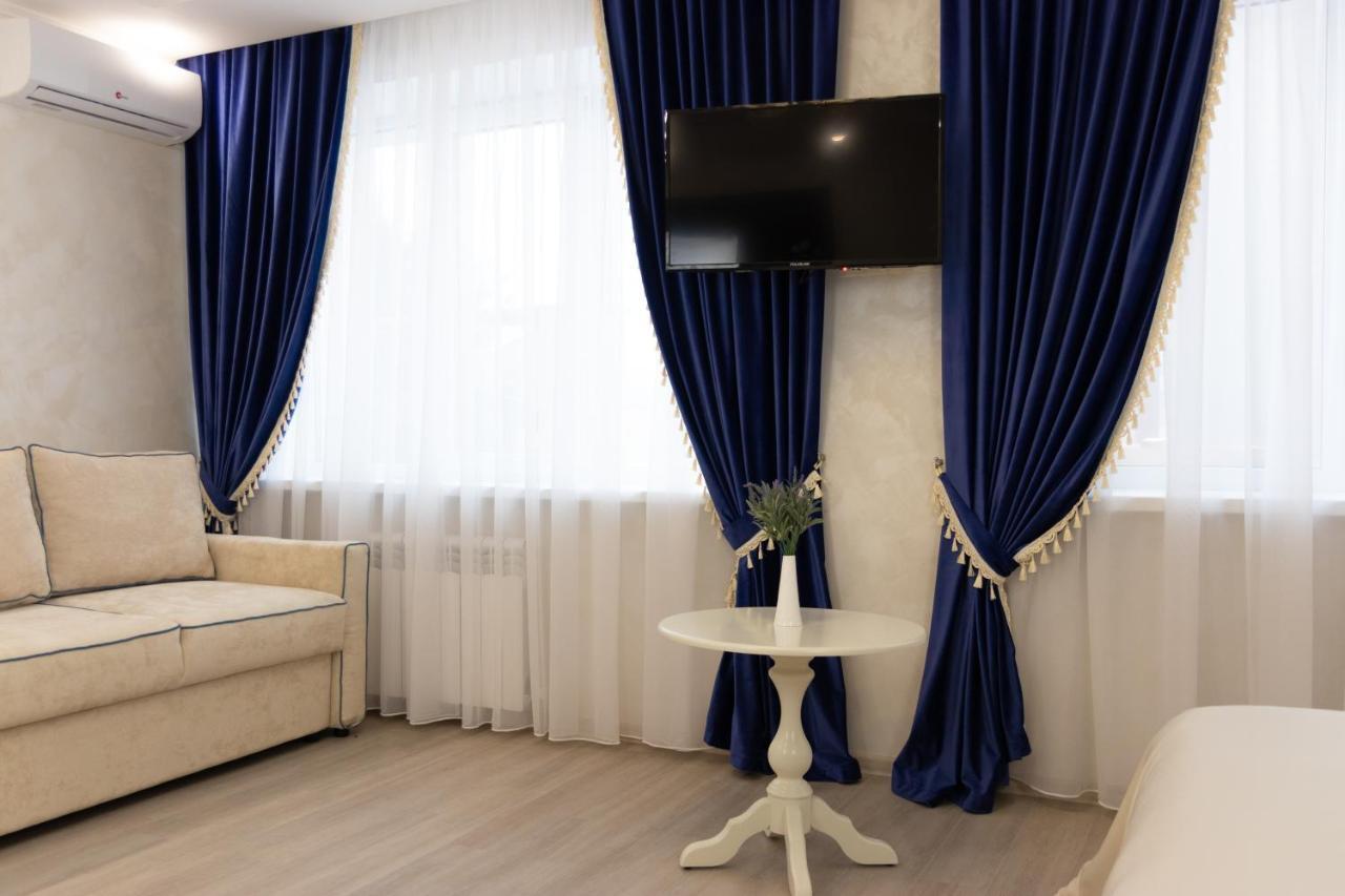 Smart Business Hotel Pinsk Eksteriør bilde
