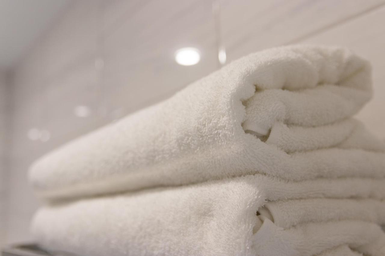 Smart Business Hotel Pinsk Eksteriør bilde